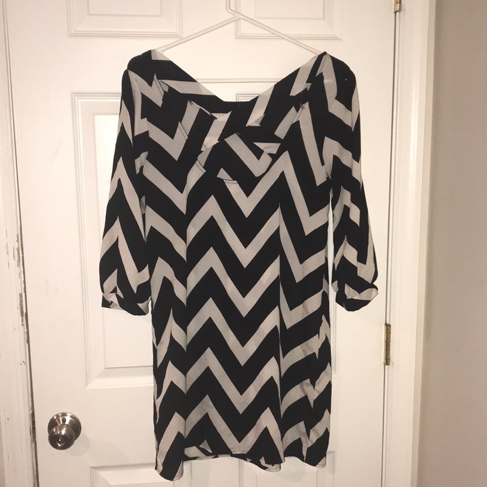 Chevron Dress - Picture 2 of 3
